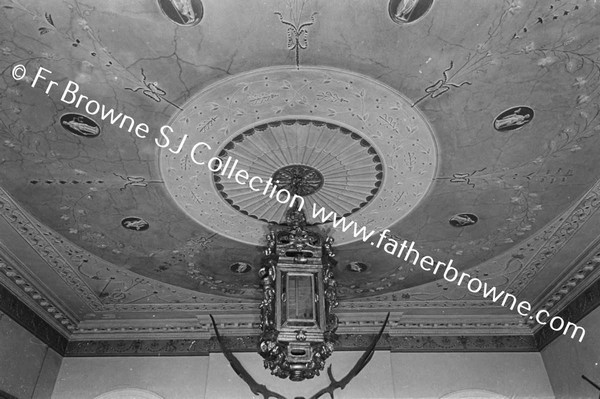 GLIN CASTLE  CEILING OF HALL